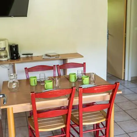 Camping - 4 Pers., Animaux Ok - Api-1-52-2361 *